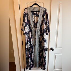 Soma Navy/Floral Kimono Style Robe
